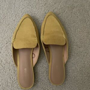 Stylish Yellow Women's Mules